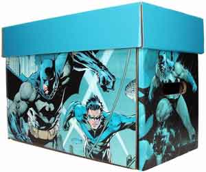 Caja de Batman y Nightwing para guardar comics. Cajas gamer. Muebles gamer.
